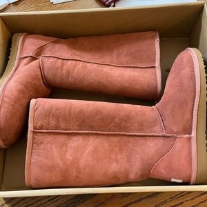 UGG Classic Tall Boots Size 9 Sunset
